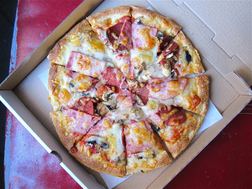 Plato's Pizza