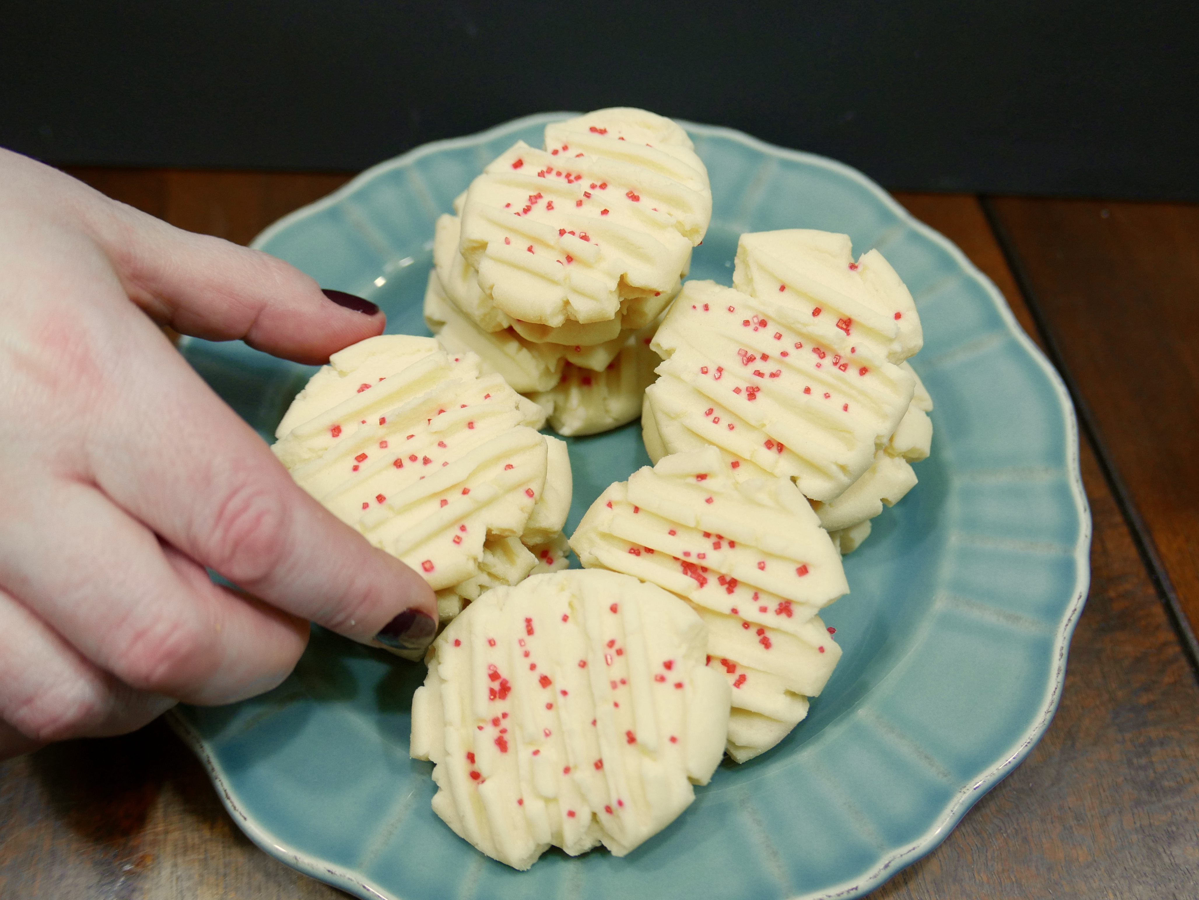Featured image of post Canada Cornstarch Shortbread Cookies However i just checked another recipe that i have made in the past and it calls